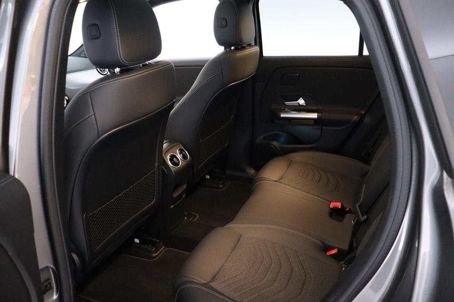 Mercedes-Benz EQA vaihtoauto