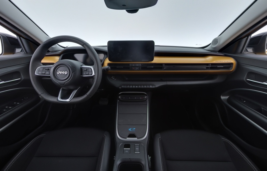 Jeep Avenger vaihtoauto