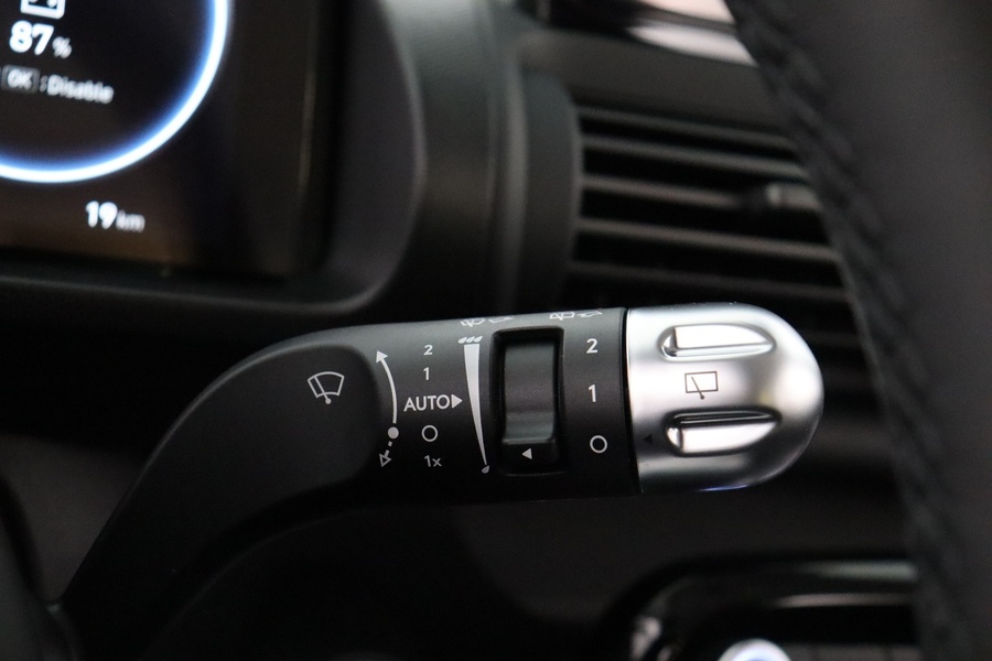 Hyundai INSTER vaihtoauto