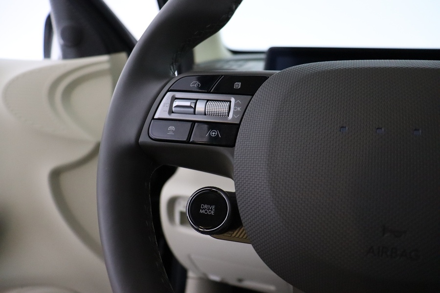 Hyundai INSTER vaihtoauto