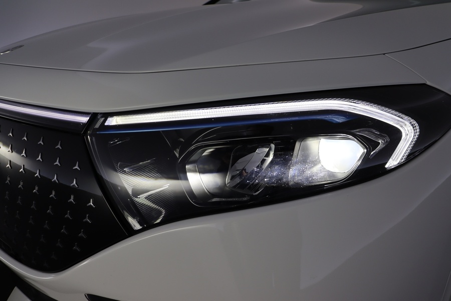 Mercedes-Benz EQA vaihtoauto