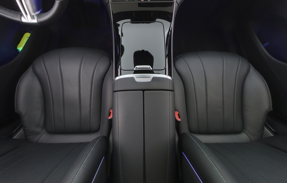 Mercedes-Benz EQE vaihtoauto