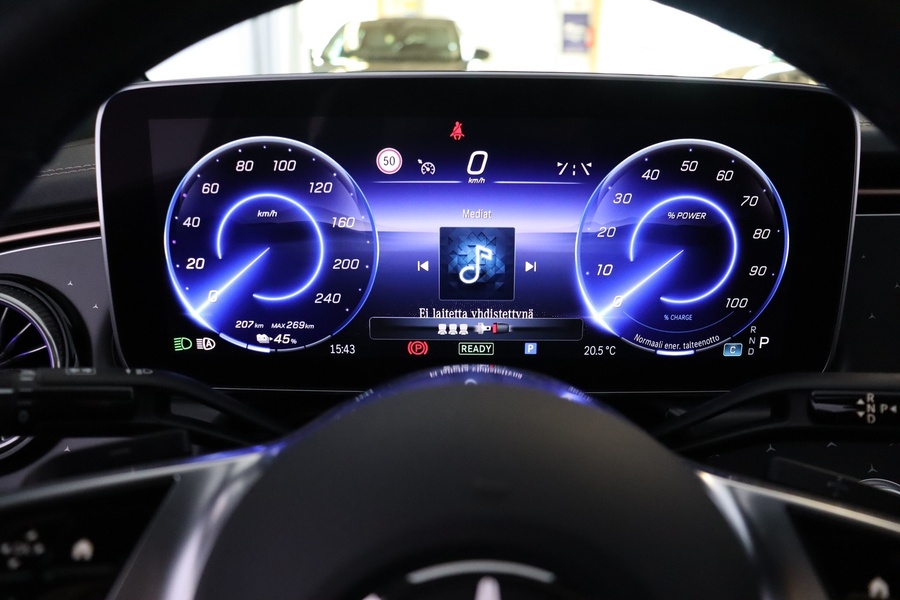 Mercedes-Benz EQE vaihtoauto