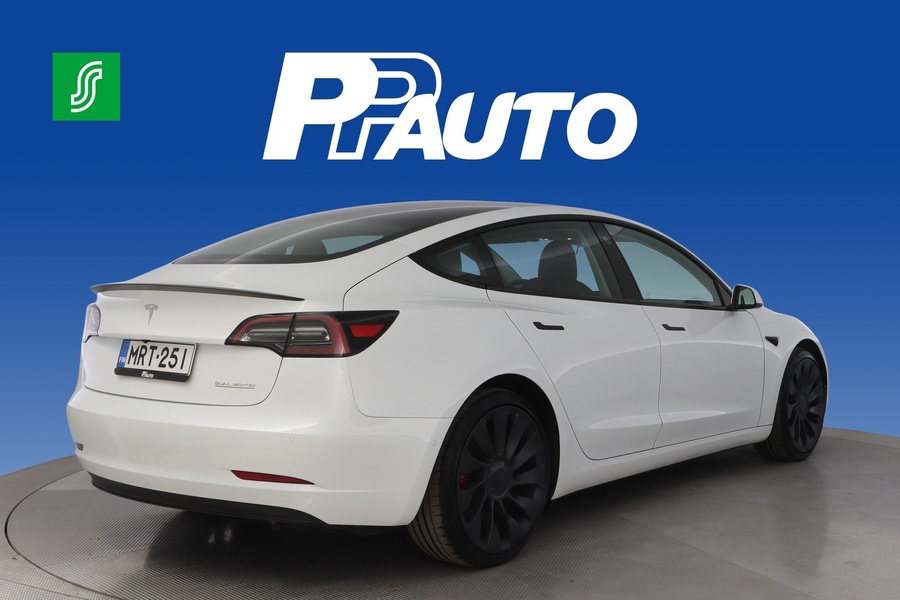 Tesla Model 3 vaihtoauto