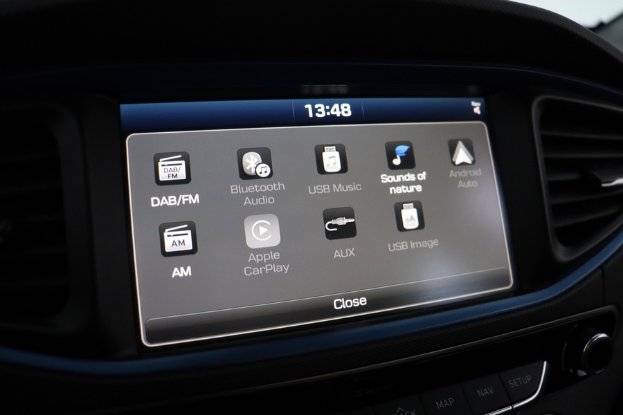 Hyundai IONIQ plug-in vaihtoauto