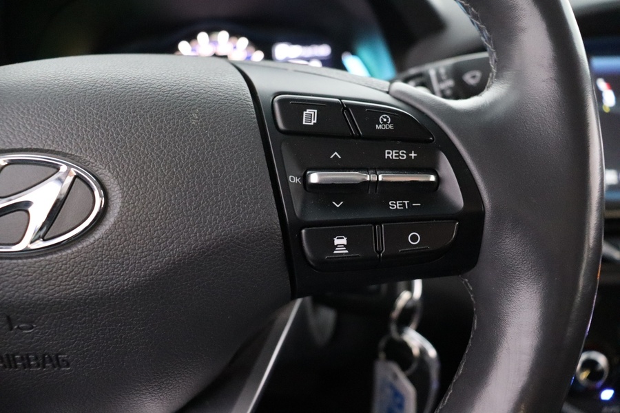 Hyundai IONIQ plug-in vaihtoauto