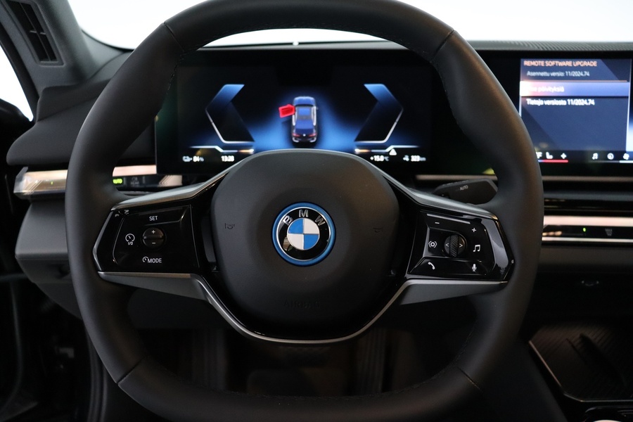 BMW i5 vaihtoauto