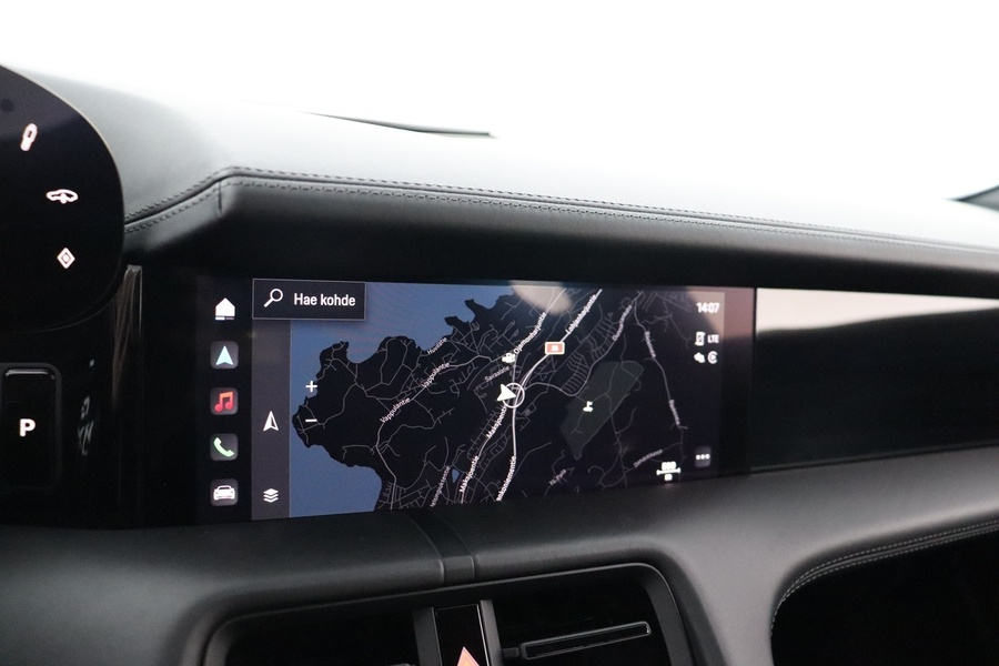 Porsche Taycan vaihtoauto