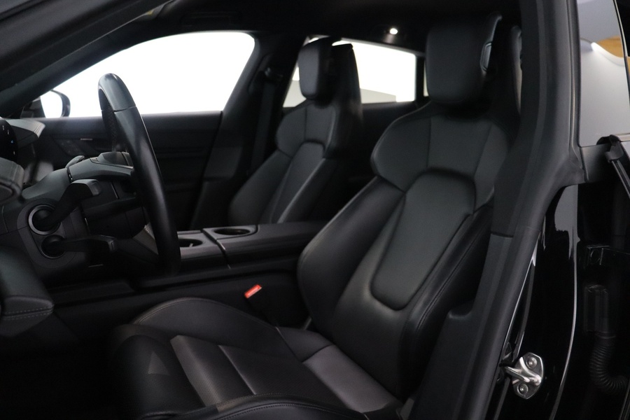 Porsche Taycan vaihtoauto