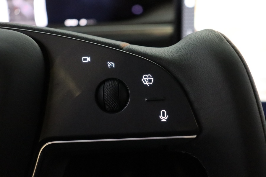 Tesla Model X vaihtoauto