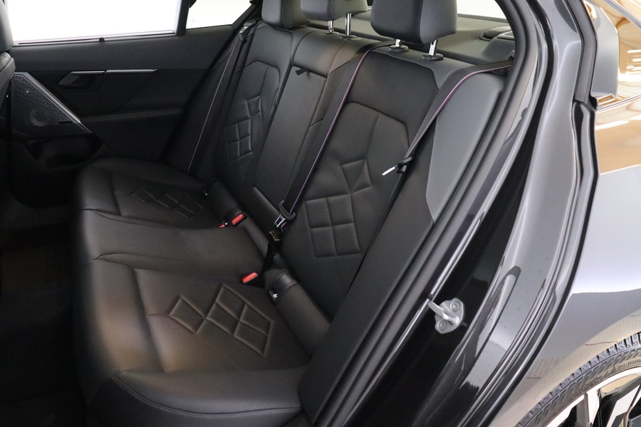 BMW i5 M60 vaihtoauto