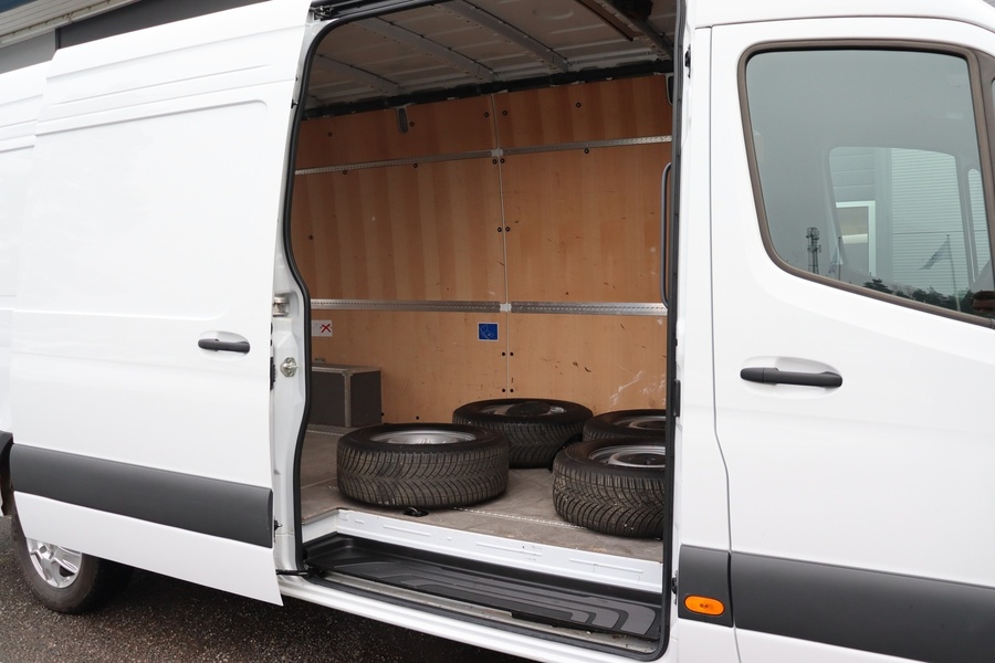 Mercedes-Benz Sprinter vaihtoauto