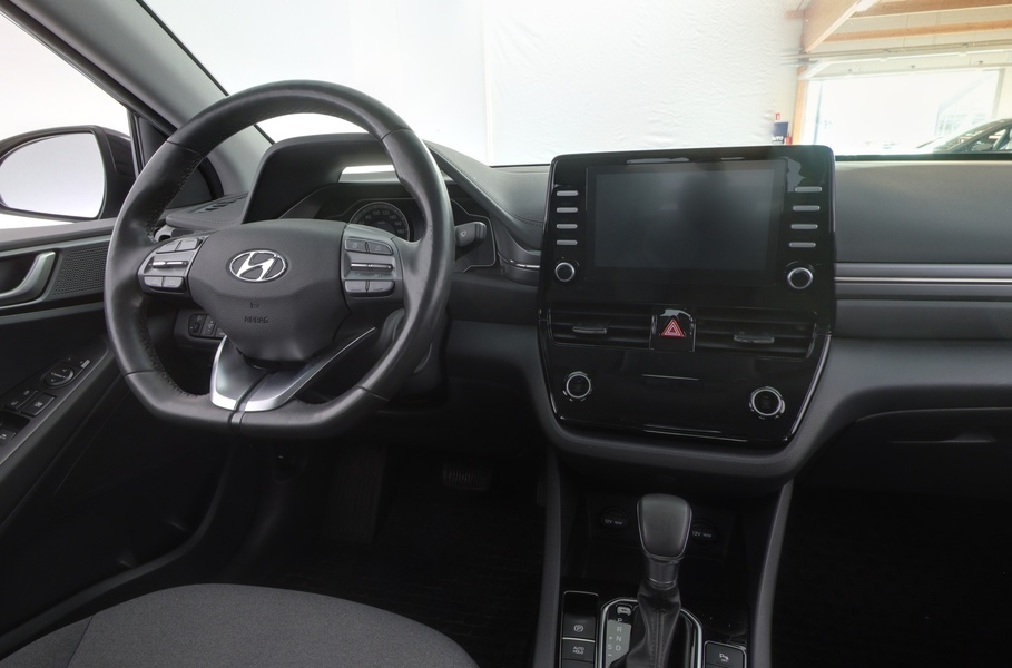 Hyundai IONIQ plug-in vaihtoauto