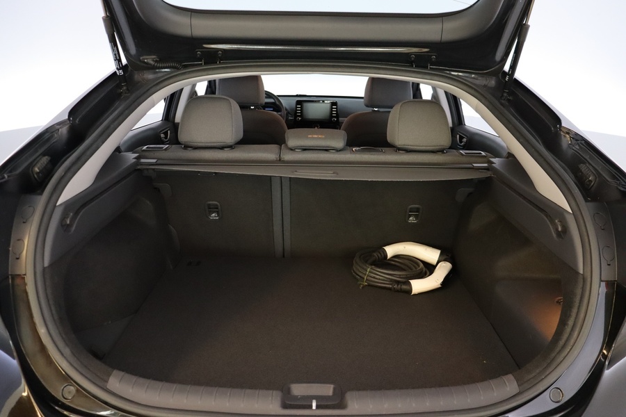 Hyundai IONIQ plug-in vaihtoauto