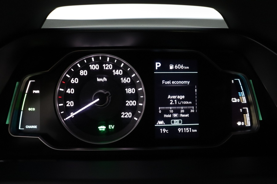 Hyundai IONIQ plug-in vaihtoauto