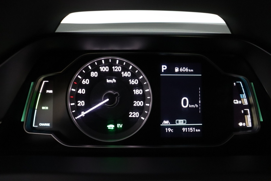 Hyundai IONIQ plug-in vaihtoauto