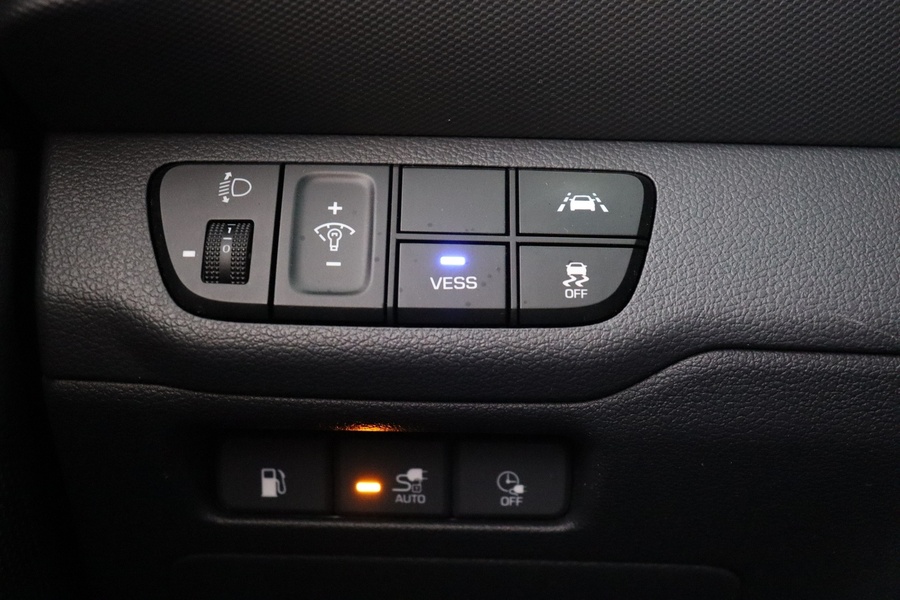 Hyundai IONIQ plug-in vaihtoauto