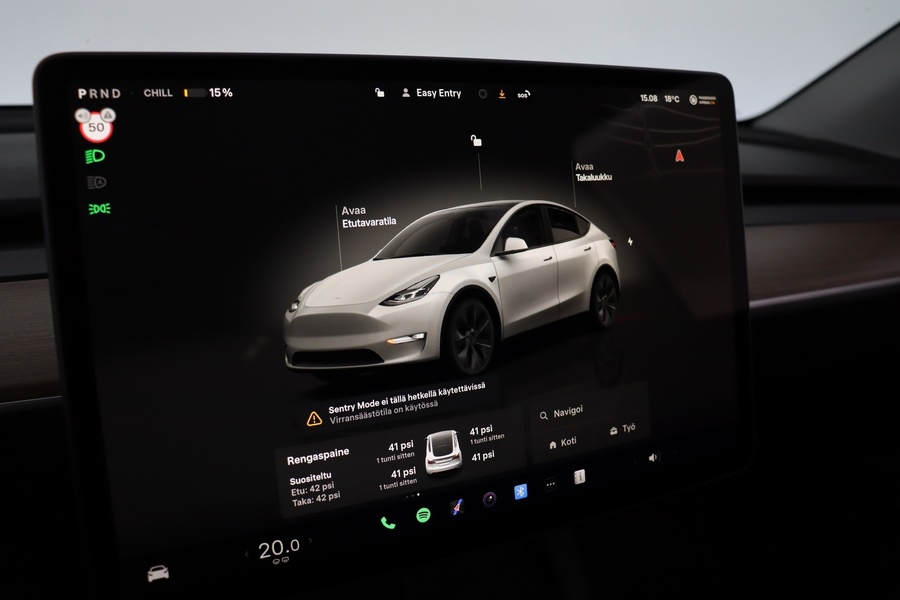 Tesla Model Y vaihtoauto