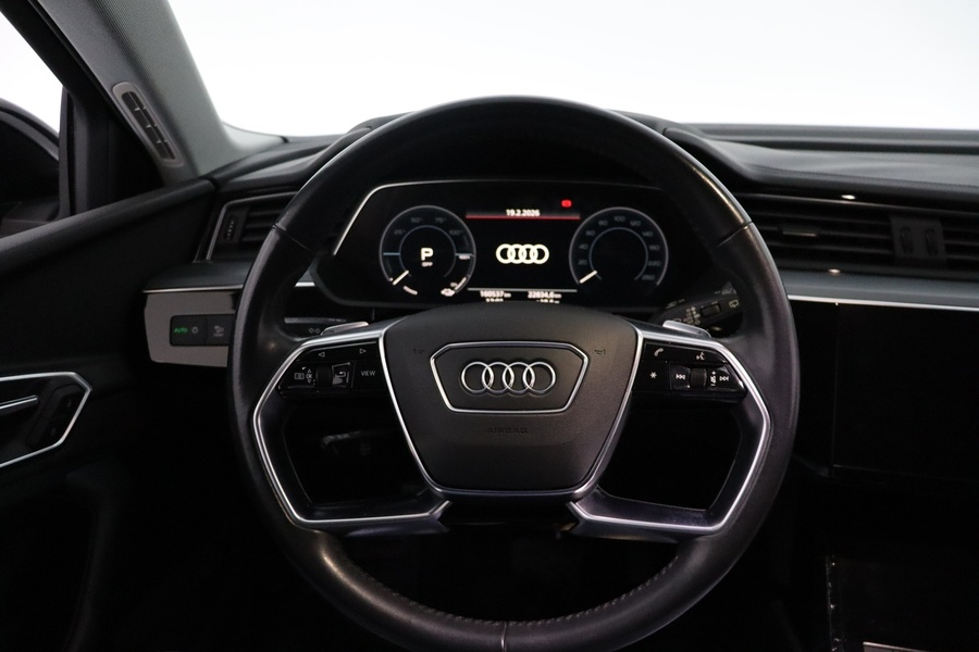 Audi e-tron vaihtoauto