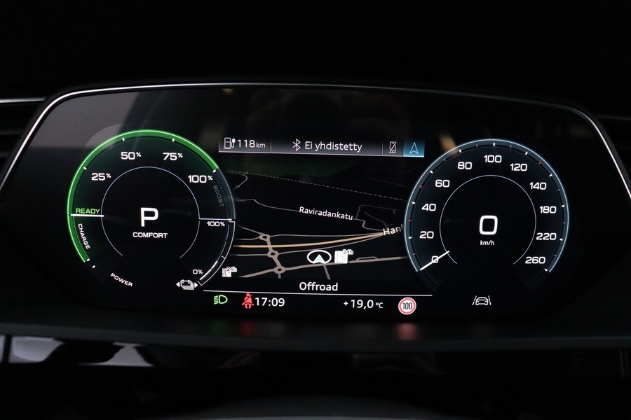 Audi e-tron vaihtoauto