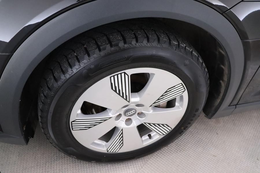 Audi e-tron vaihtoauto