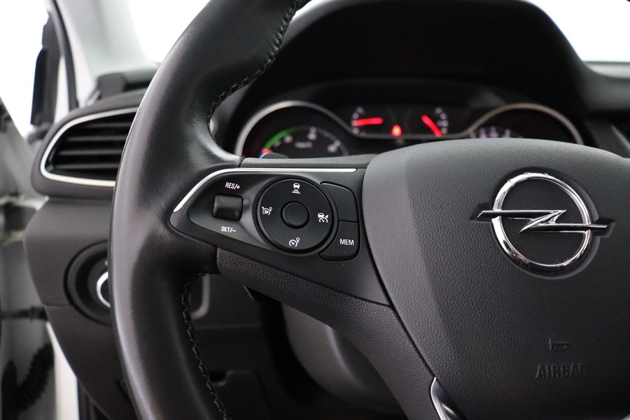 Opel Grandland X vaihtoauto