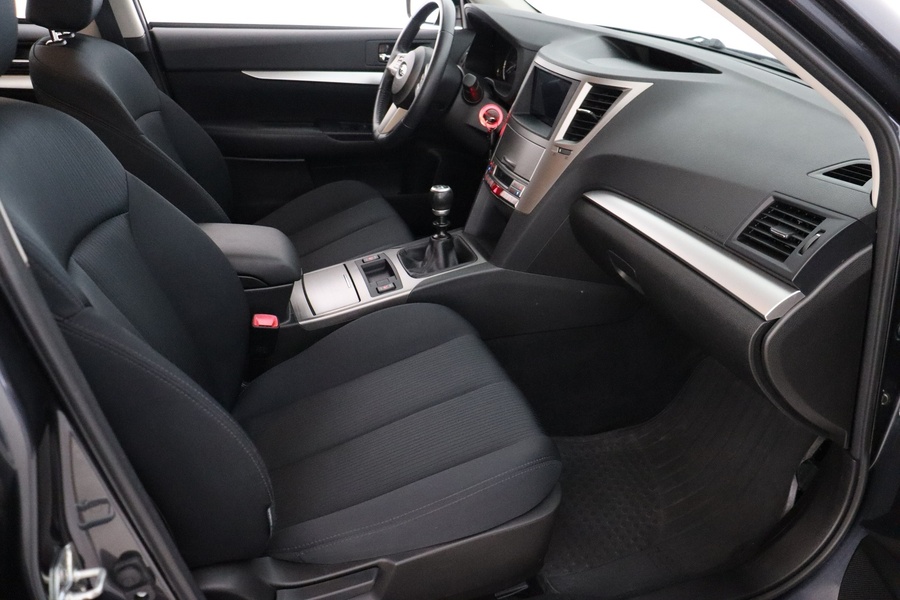 Subaru Legacy vaihtoauto