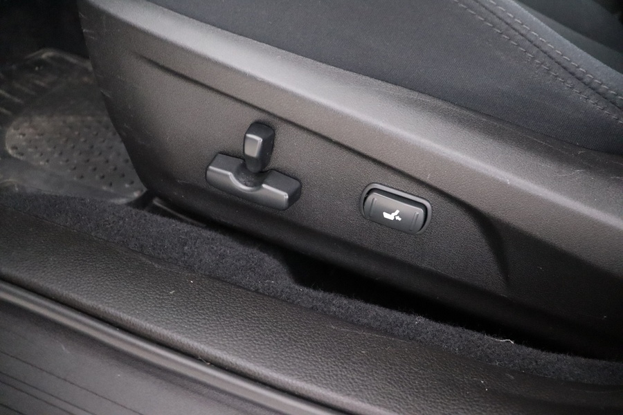 Subaru Legacy vaihtoauto