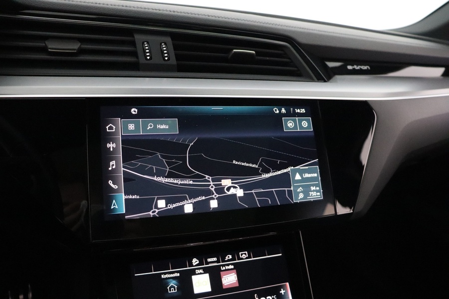 Audi Q8 e-tron vaihtoauto