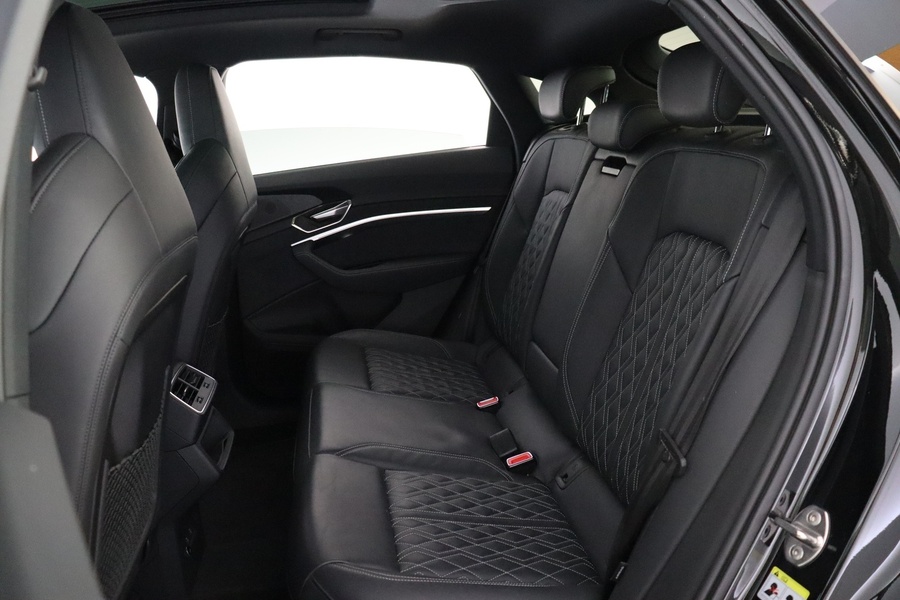 Audi Q8 e-tron vaihtoauto