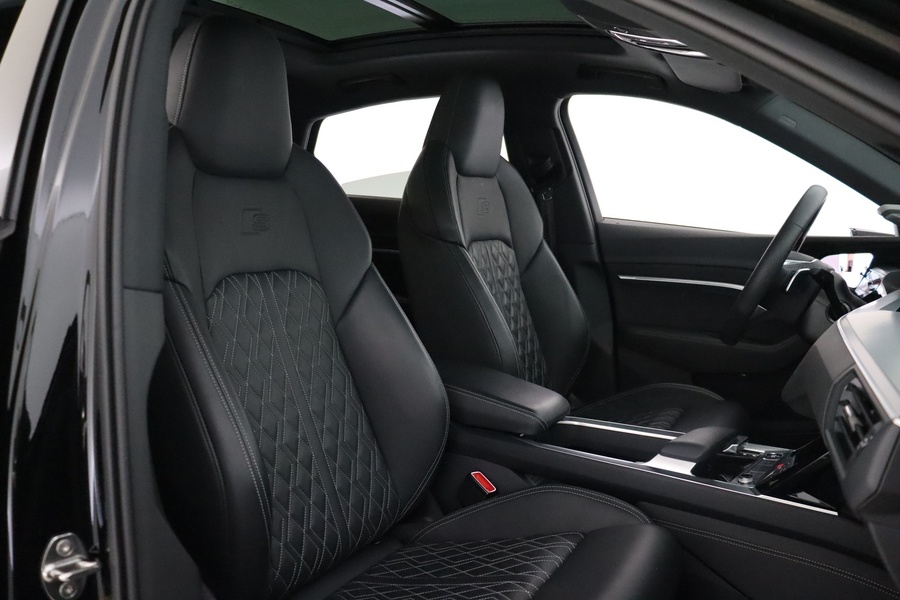 Audi Q8 e-tron vaihtoauto