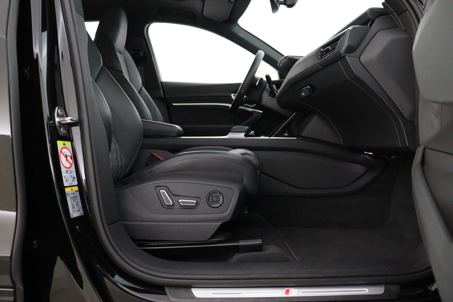 Audi Q8 e-tron vaihtoauto