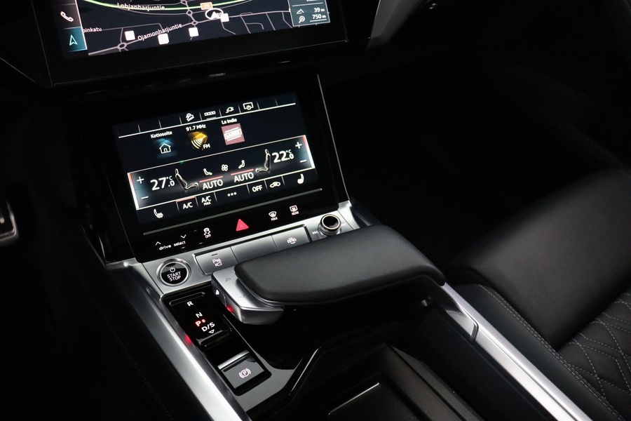 Audi Q8 e-tron vaihtoauto