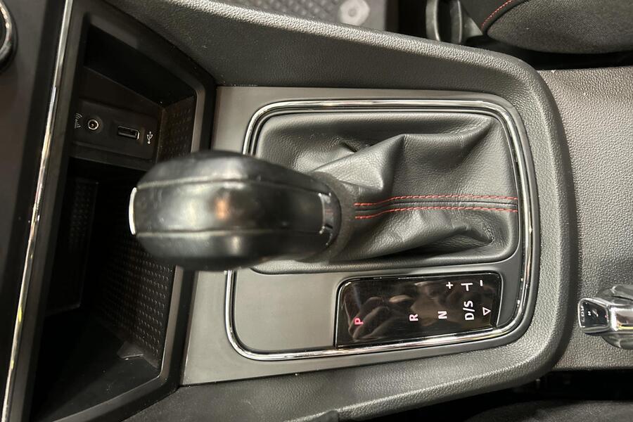 SEAT Leon ST vaihtoauto