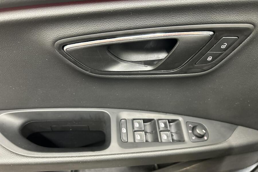 SEAT Leon ST vaihtoauto