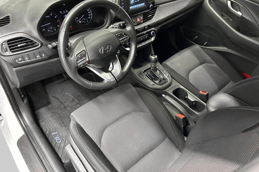 Hyundai i30 5d vaihtoauto