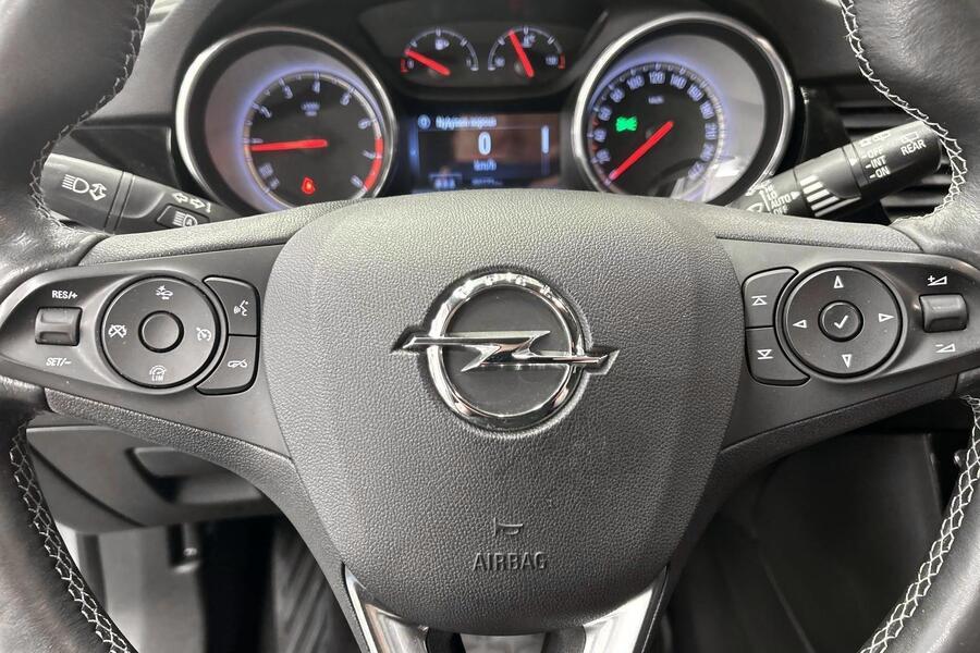 Opel Astra vaihtoauto