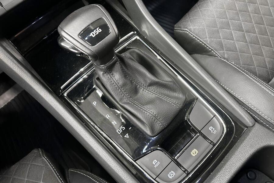 Skoda Karoq vaihtoauto