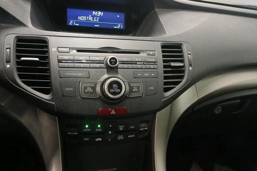 Honda Accord vaihtoauto