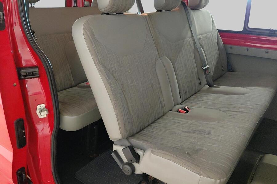 Nissan Primastar vaihtoauto