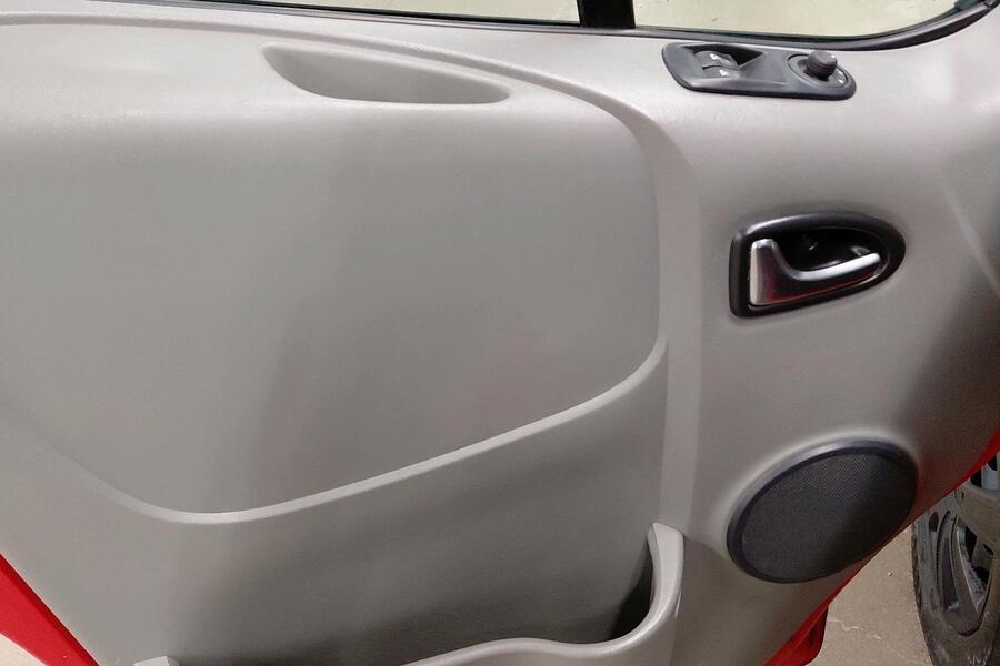 Nissan Primastar vaihtoauto