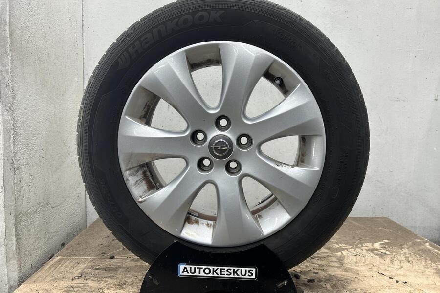 Opel Astra vaihtoauto