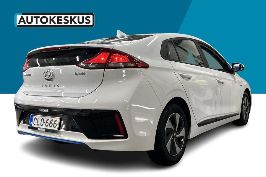 Hyundai IONIQ hybrid vaihtoauto