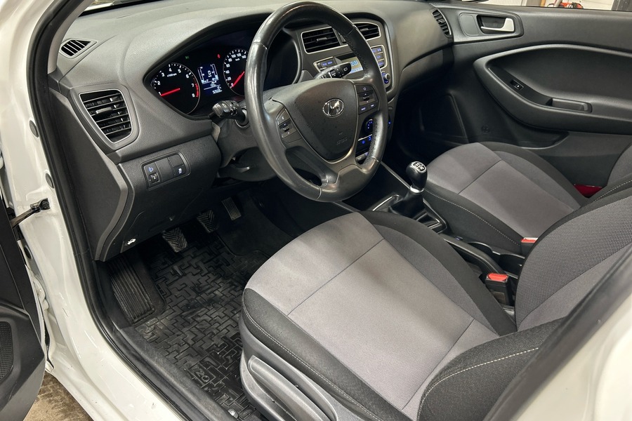 Hyundai i20 Hatchback vaihtoauto