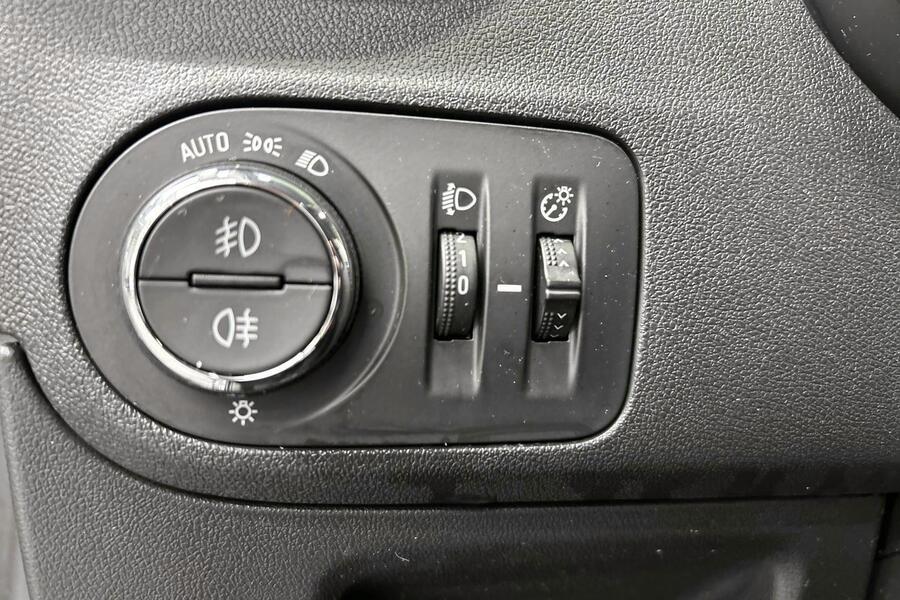 Opel Crossland X vaihtoauto