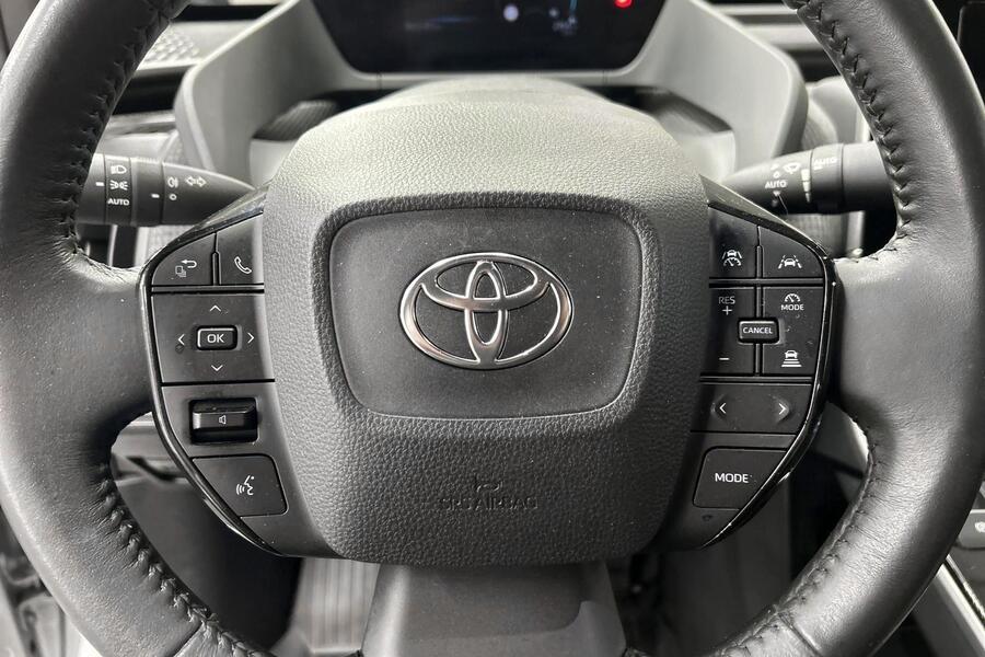 Toyota bZ4X vaihtoauto