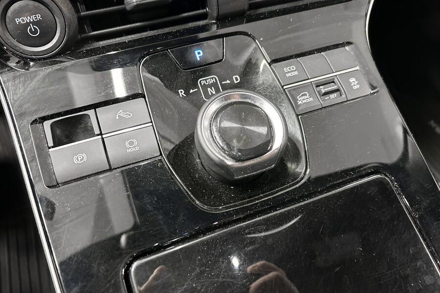 Toyota bZ4X vaihtoauto