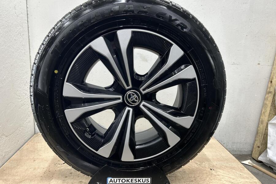 Toyota bZ4X vaihtoauto