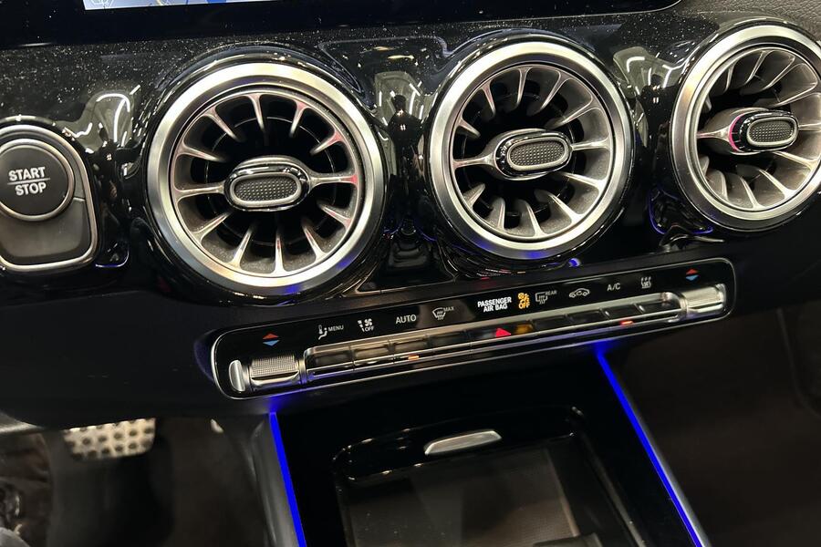 Mercedes-Benz EQA vaihtoauto