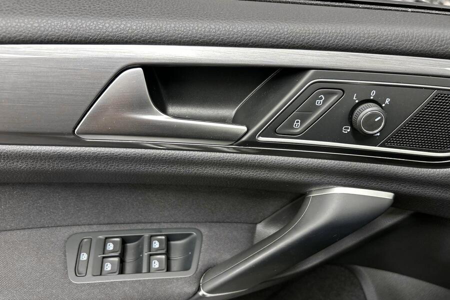 Volkswagen Golf Sportsvan vaihtoauto